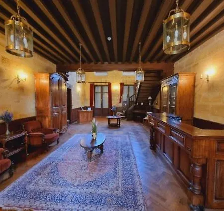 Fsp Château Julie Hotel 3*