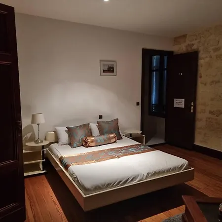 Fsp Château Julie Hotel