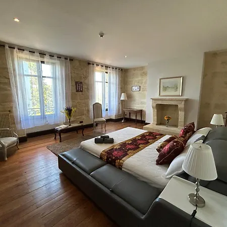 Fsp Château Julie 3* Virsac